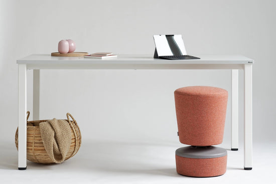 Biurko K-eM z regulacją wysokości