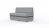 Sofa 2-osobowa z tapicerowaną podstawą SitiQ - Fabryka Mebli Biurowych MARO sp. z o.o.