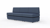Sofa 3-osobowa z tapicerowaną podstawą SitiQ - Fabryka Mebli Biurowych MARO sp. z o.o.