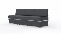 Sofa 3-osobowa z tapicerowaną podstawą SitiQ - Fabryka Mebli Biurowych MARO sp. z o.o.