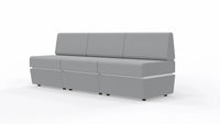 Sofa 3-osobowa z tapicerowaną podstawą SitiQ - Fabryka Mebli Biurowych MARO sp. z o.o.